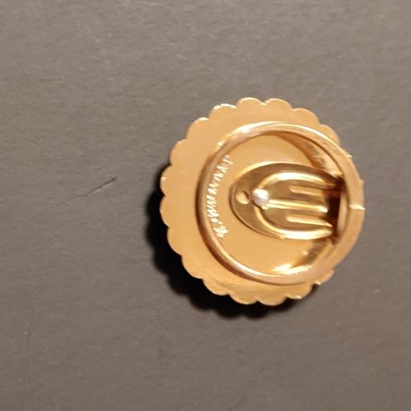 Vintage West Germany Filigree Round Gold Tone Scarf Clip Ring. - Picture 3 of 4